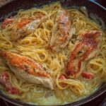 Poulet crémeux aux champignons à la poêle